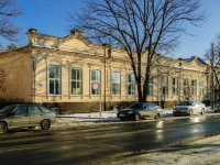 Maikop, st Zhukovsky, house 16. sports school