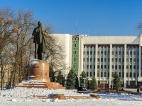 Майкоп, улица Жуковского. памятник В.И. Ленину