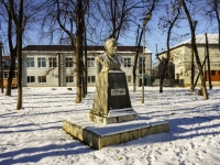 Maikop, 纪念碑 В.И. ЛенинуPrivokzalnaya square, 纪念碑 В.И. Ленину