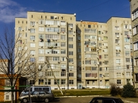 Maikop, Pionerskaya st, 房屋 377А. 公寓楼