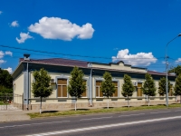 Maikop, 学校 Республиканская естественно-математическая школа, Sovetskaya st, 房屋 180