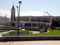 喀山市, Privokzalnaya square, 房屋 1Б. 车库（停车场）