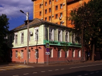 Kazan, st Bolshaya Krasnaya, house 37. multi-purpose building