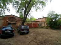 Kazan, st Bolshaya Krasnaya. garage (parking)