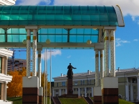 Казань, памятник М. Вахитовуулица Бутлерова, памятник М. Вахитову