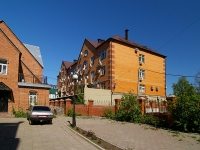 Kazan, Peterburgskaya st, house 42. multi-purpose building