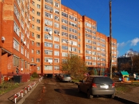喀山市, Vosstaniya st, 房屋 105. 公寓楼