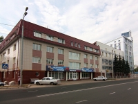 Казань, улица Аделя Кутуя, дом 82. офисное здание