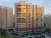Kazan, Bondarenko st, house 28. Apartment house