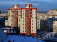 Kazan, Yamashev avenue, house 92. Apartment house