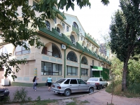 Kazan, Gvardeyskaya st, house 33. multi-purpose building