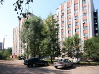 Казань, улица Маршала Чуйкова, дом 27. многоквартирный дом
