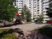 Казань, улица Меридианная, дом 24. многоквартирный дом