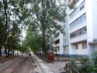 Kazan, Pobedy avenue, house 33. Apartment house