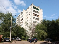 Казань, улица Сафиуллина, дом 18. многоквартирный дом