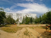 Kazan, Fatykh Amirkhan avenue, house 6. Apartment house