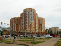 Казань, Фатыха Амирхана проспект, дом 18. многоквартирный дом