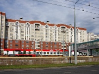 Kazan, Fatykh Amirkhan avenue, house 17. Apartment house