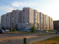 Казань, улица Четаева, дом 28. многоквартирный дом