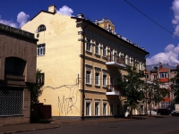 neighbour house: st. Gogol, house 19. Apartment house