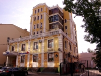 Казань, улица Гоголя, дом 21. многоквартирный дом