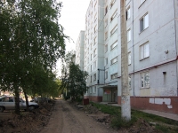 Казань, улица Мусина, дом 72. многоквартирный дом