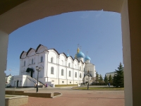 隔壁房屋: . Kreml, 房屋 2. 大教堂 Благовещенский собор Казанского Кремля