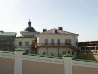 隔壁房屋: . Kreml, 房屋 10. 教堂 Николы-Ратного