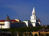 соседний дом: . Кремль, дом 8. памятник архитектуры Спасская башня