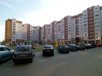 Казань, улица Сибгата Хакима, дом 31. многоквартирный дом