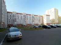 Казань, улица Сибгата Хакима, дом 37. многоквартирный дом