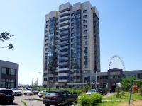 Kazan, Sibgat Khakim st, house 42. Apartment house