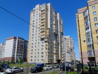 Казань, улица Сибгата Хакима, дом 39. многоквартирный дом