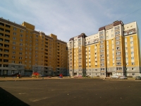 neighbour house: st. Kosmonavtov, house 6В. Apartment house