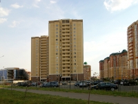 Kazan, Albert Kamaleev ave, house 14. Apartment house