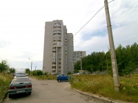 Казань, улица Латышских Стрелков, дом 14. многоквартирный дом