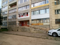 Kazan, Latishskih strelkov st, house 27. Apartment house