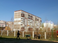 Kazan, st Zakiev, house 25. Apartment house