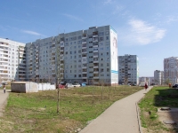Kazan, Yulius Fuchik st, house 102. Apartment house