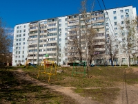 Kazan, st Pobezhimov, house 39. Apartment house