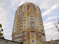 喀山市, Pobezhimov st, 房屋 37. 公寓楼