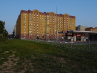 Казань, улица Челюскина, дом 48. многоквартирный дом