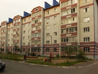 Kazan, st Chapaev, house 28. Apartment house