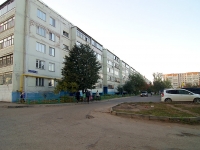 Альметьевск, улица Гафиатуллина, дом 49. многоквартирный дом