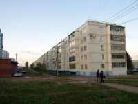 Альметьевск, улица Гафиатуллина, дом 49. многоквартирный дом