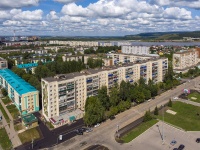 Almetyevsk, Gafiatullin st, house 2. Apartment house