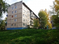 Almetyevsk, Neftyanikov st, 房屋 35. 公寓楼