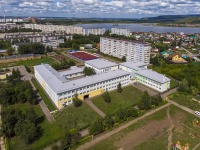 Almetyevsk, st Neftyanikov, house 9. school