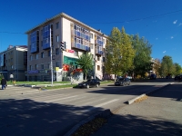 Almetyevsk, Lenin st, house 43. Apartment house