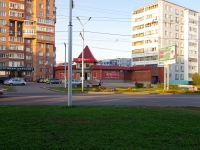 Almetyevsk, Lenin st, house 104А. store